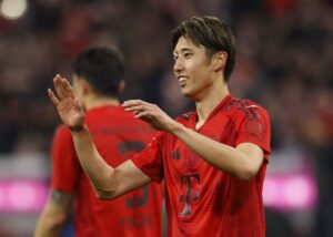 伊藤洋輝不在でもバイエルン優勝を目指す！コンパニー監督の想い