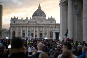 ローマ教皇葬儀：各国の弔問外交の動きとその影響