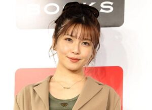 NEWS小山慶一郎さんと結婚、AAA宇野実彩子さんが第1子妊娠中の写真を公開！