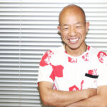 小峠英二が自宅でガチ告白！「結婚してください」に妻はまさかの一言