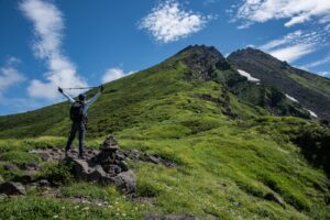 【山形・秋田】鳥海山で3人遭難から一夜 警察が発表した“無事を確認できた瞬間”の詳細