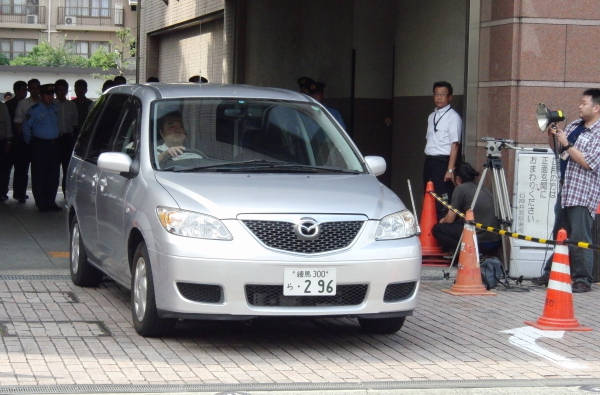 東京の名門・武蔵高等学校中学校で中1男子が友人の首を切り付け “教師不在の自習中”に何が起きたのか