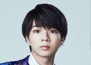 M!LK塩崎太智＆小山璃奈に“匂わせ疑惑”…ニット・スマホケースから「恋人目線」写真まで、熱愛報道で過去投稿が再注目
